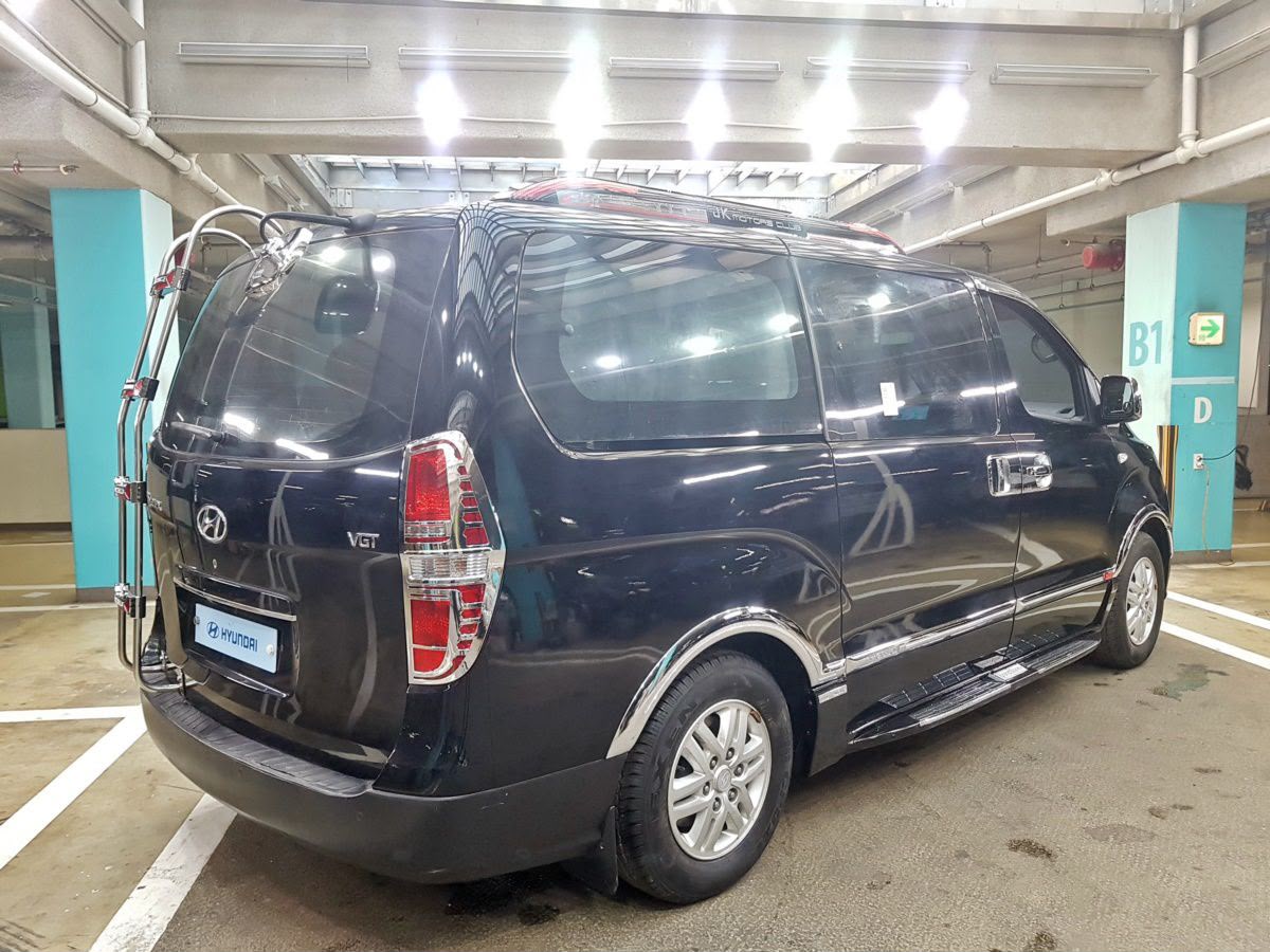 Hyundai Starex 2021