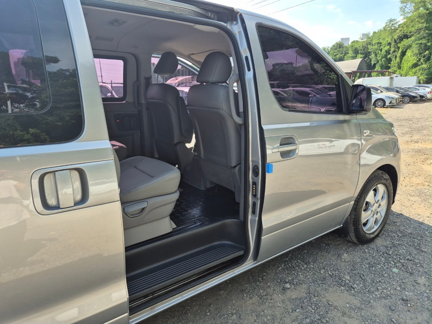 Hyundai Starex 2021 — foto 17