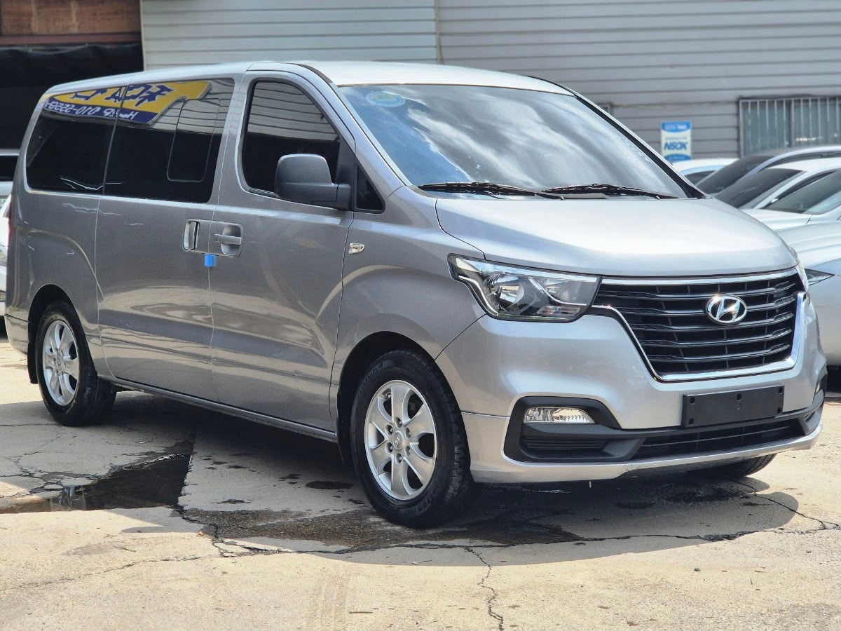 Hyundai Starex 2021 — foto 21